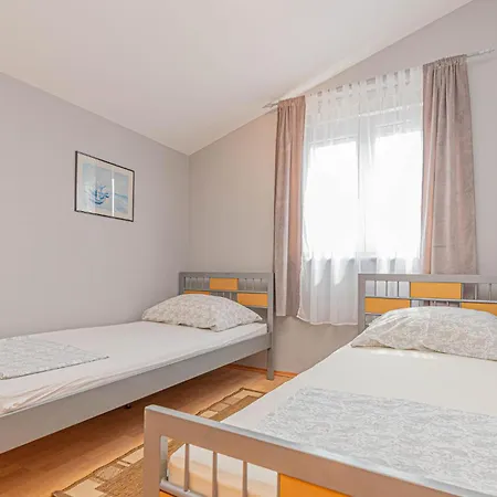 Appartement 3 Bedroom Gorgeous In