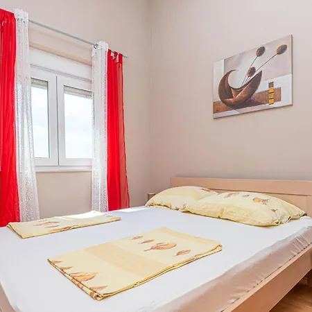 Apartment With Sea View 11 *