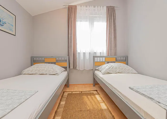 Apartament With Sea View 11